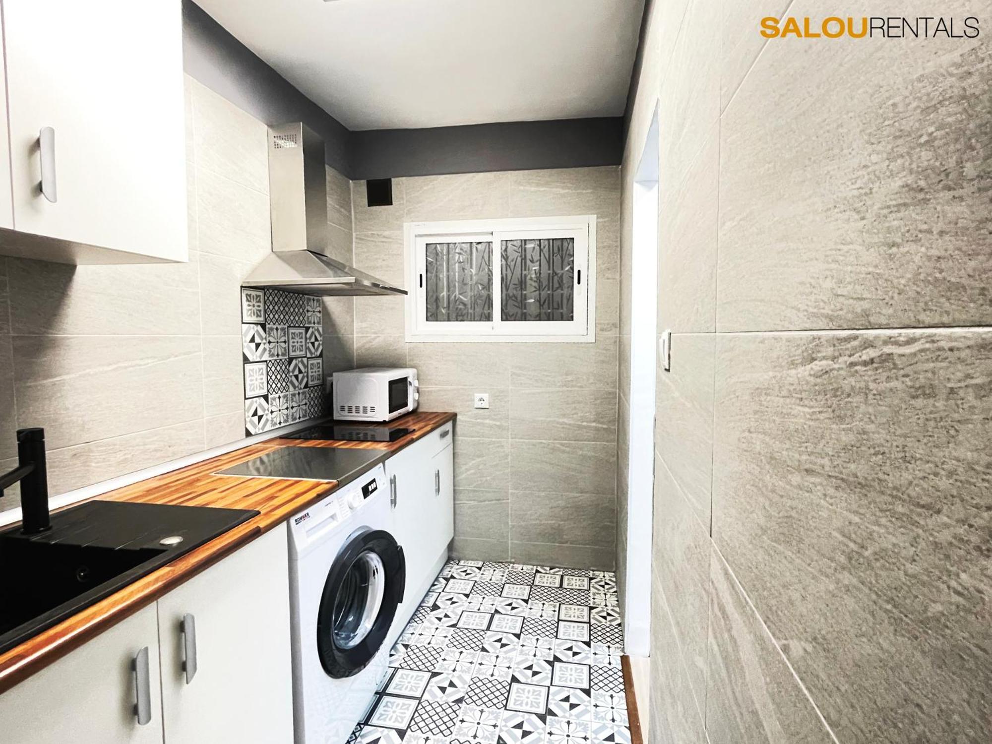 Daurada Oasis Suites - Renovated In 2024 - With Ac Салоу Екстериор снимка